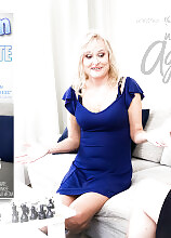 Stepmom Agnes got a checkmate when she got fucked by her stepson on the sofa after playing chess